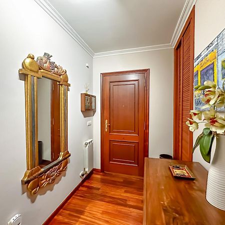 Apartamento Completo, Amplio, Muy Iluminado Y Con Plaza De Garaje Incluida. O Grove Exterior foto