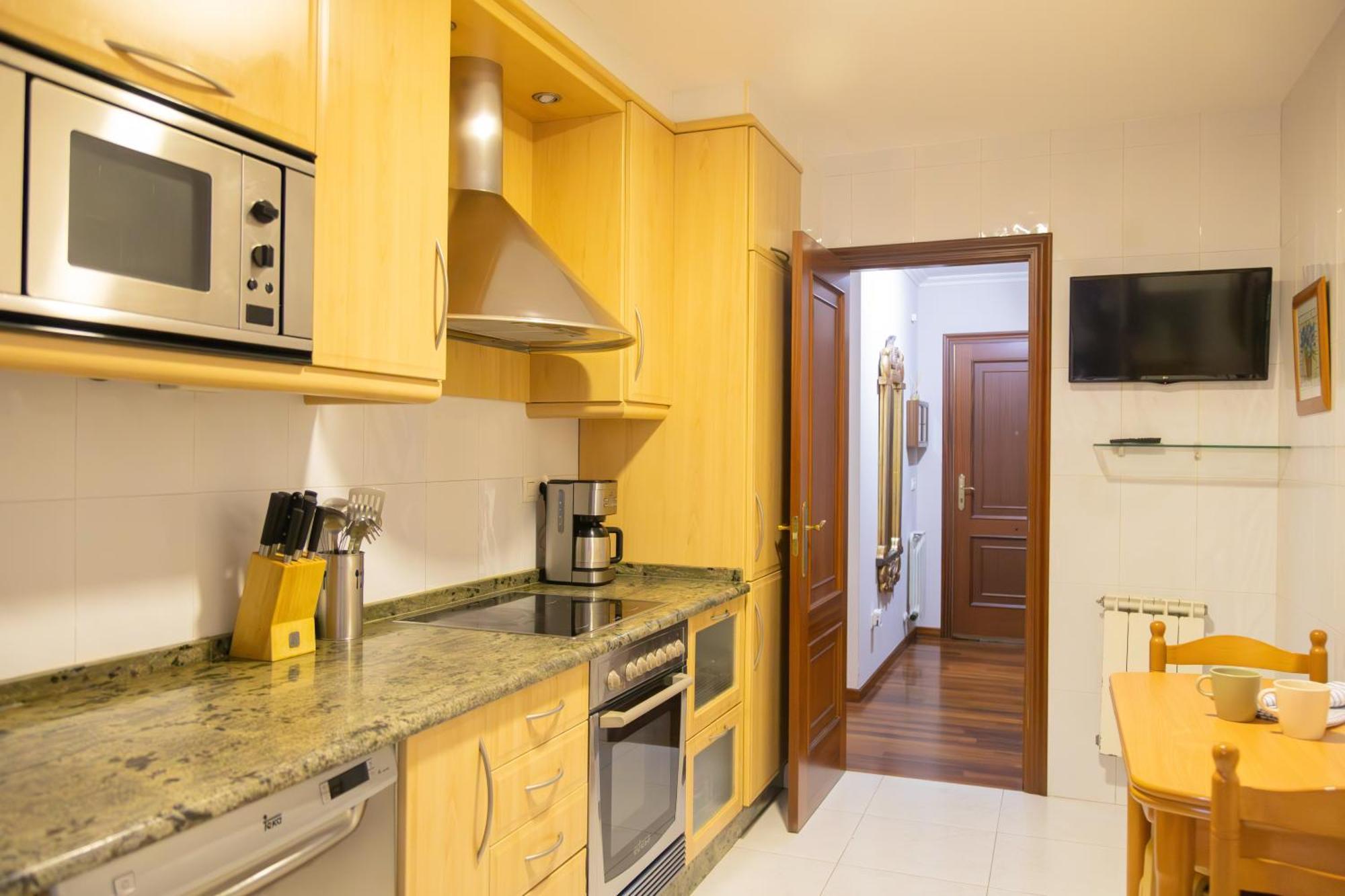 Apartamento Completo, Amplio, Muy Iluminado Y Con Plaza De Garaje Incluida. O Grove Exterior foto