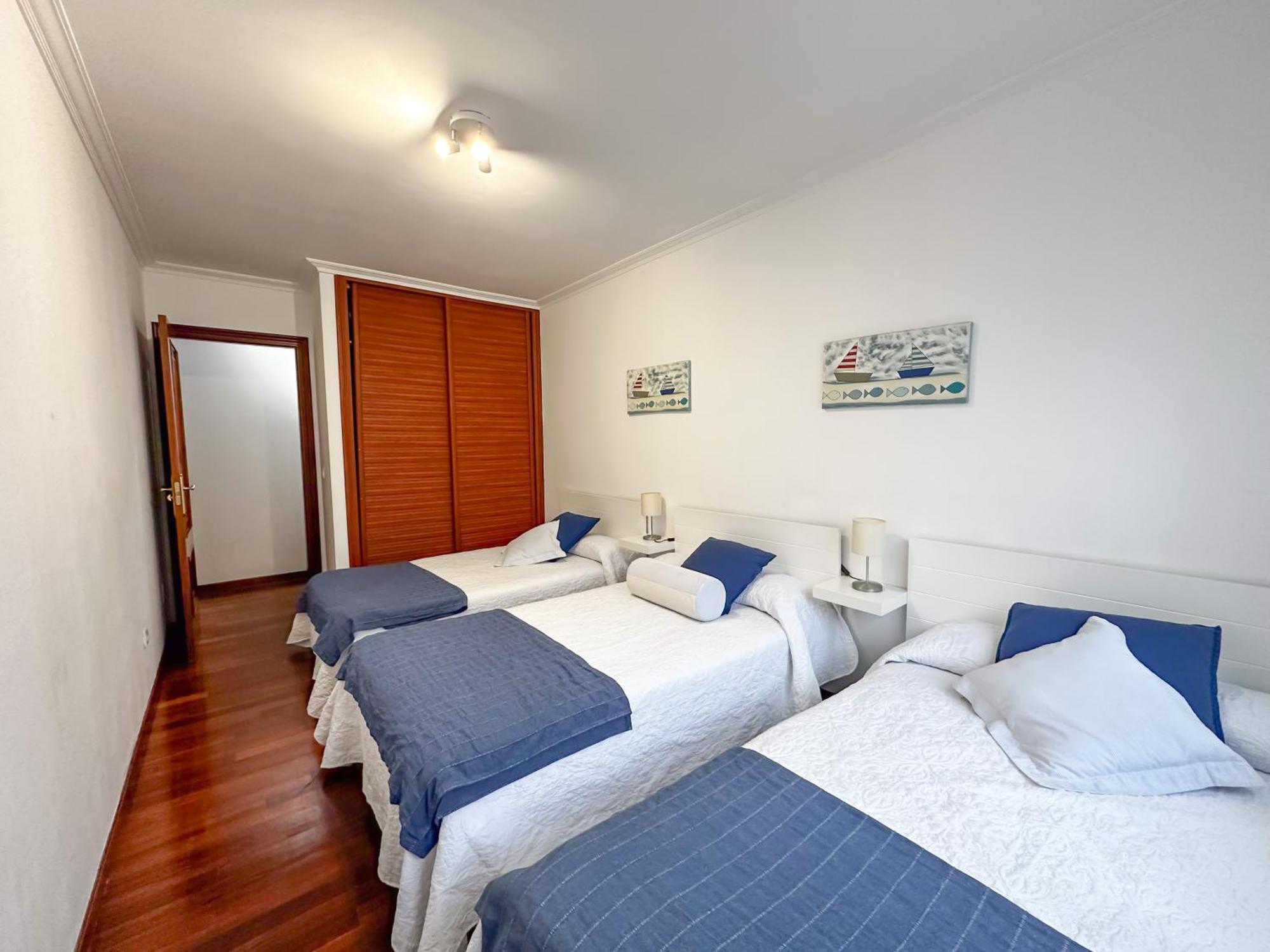 Apartamento Completo, Amplio, Muy Iluminado Y Con Plaza De Garaje Incluida. O Grove Exterior foto